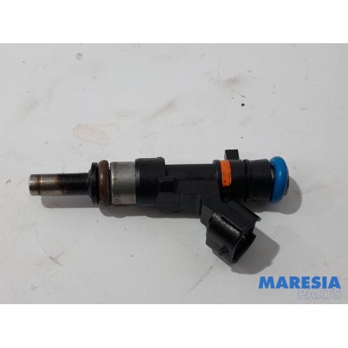Renault - Clio - Injector (petrol injection)