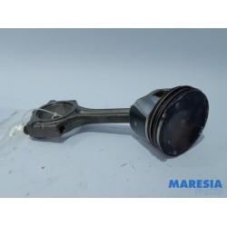 Renault - Clio - Connecting rod