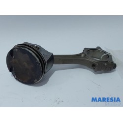 Renault - Clio - Connecting rod