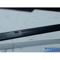Renault - Twingo - Front wiper arm