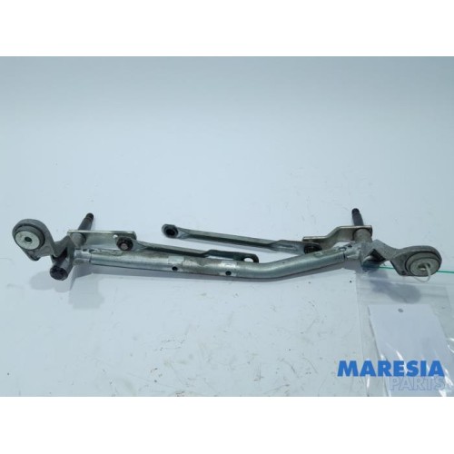 Renault - Twingo - Wiper mechanism