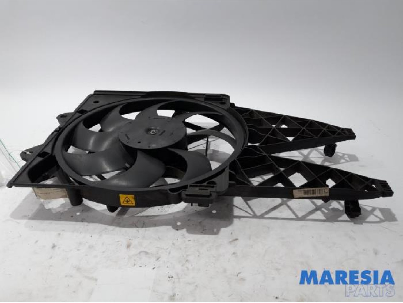 Opel - Combo - Fan motor