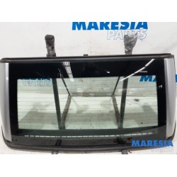 Peugeot - 207 - Rear window