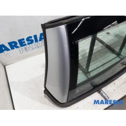 Peugeot - 207 - Rear window