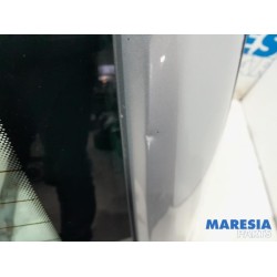 Peugeot - 207 - Rear window