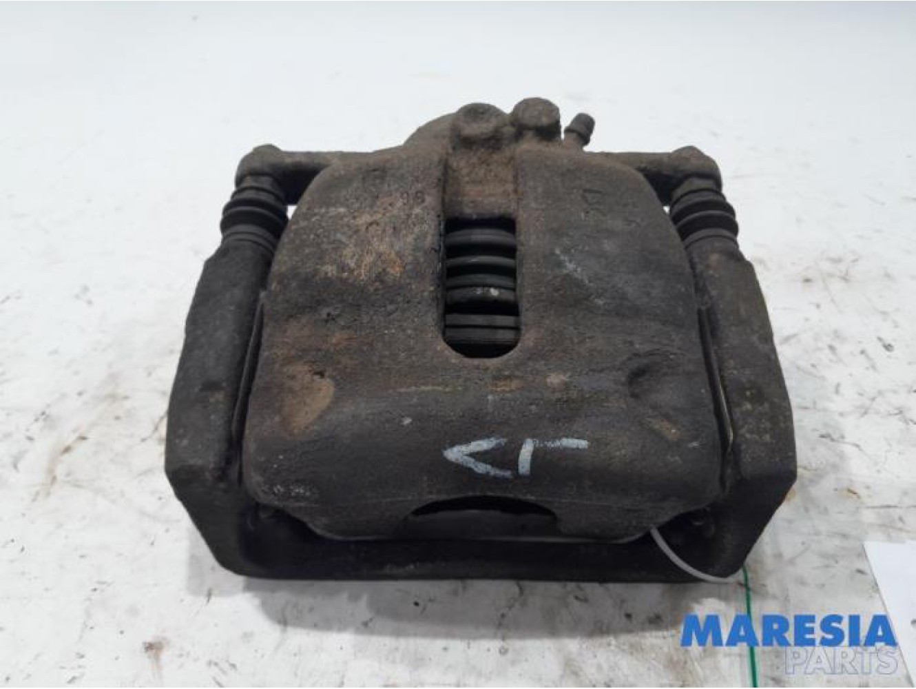 Renault - Kangoo - Front brake calliper, left