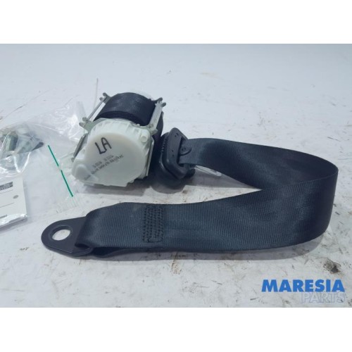 Alfa Romeo - Giulietta - Sicherheitsgurt links hinten
