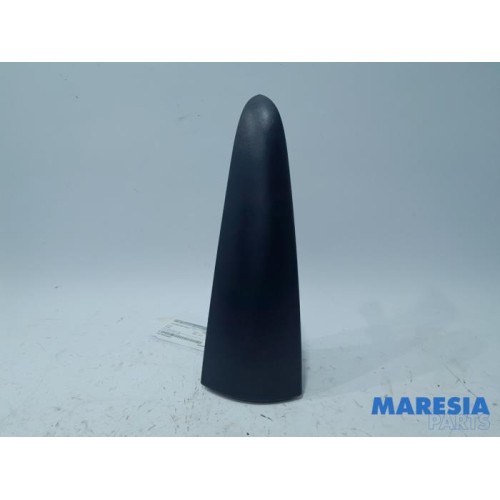Renault - Kangoo - Rear bumper corner, left