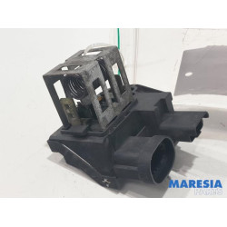 Peugeot - 207 - Cooling fan resistor