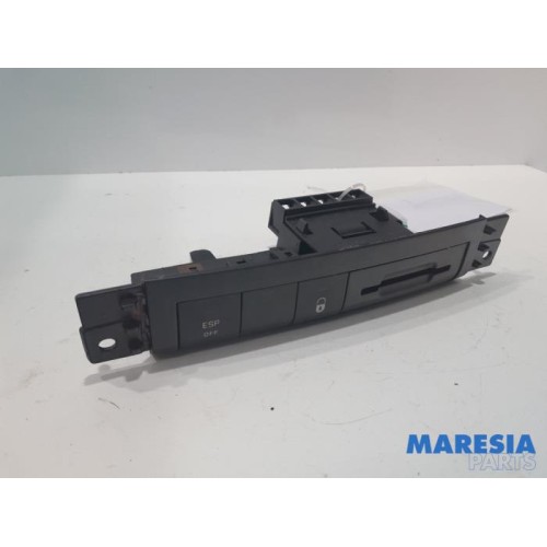 Peugeot - 207 - Central locking switch
