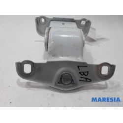 Renault - Trafic - Tailgate hinge