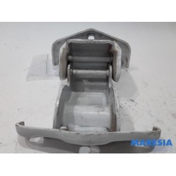 Renault - Trafic - Tailgate hinge