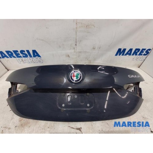 Alfa Romeo - Giulia - Tailgate