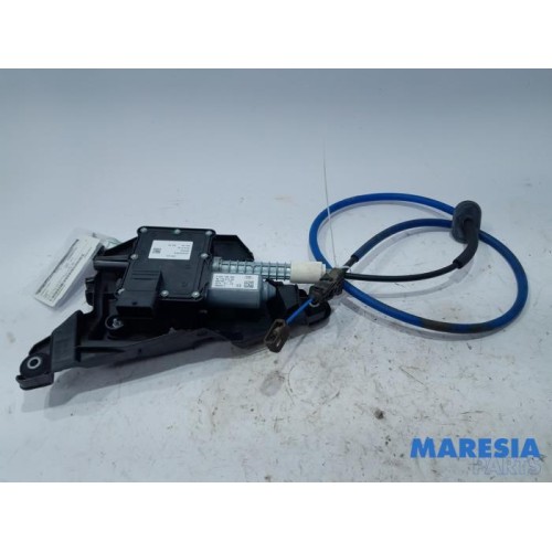 Peugeot - 5008 - Handrem motor