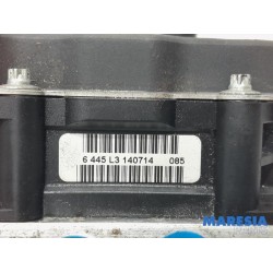 Peugeot - 5008 - ABS Pumpe