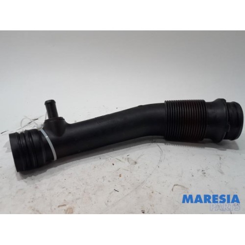 Alfa Romeo - Giulietta - Air intake hose