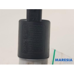 Renault - Megane - Scheibensprüherpumpe vorne