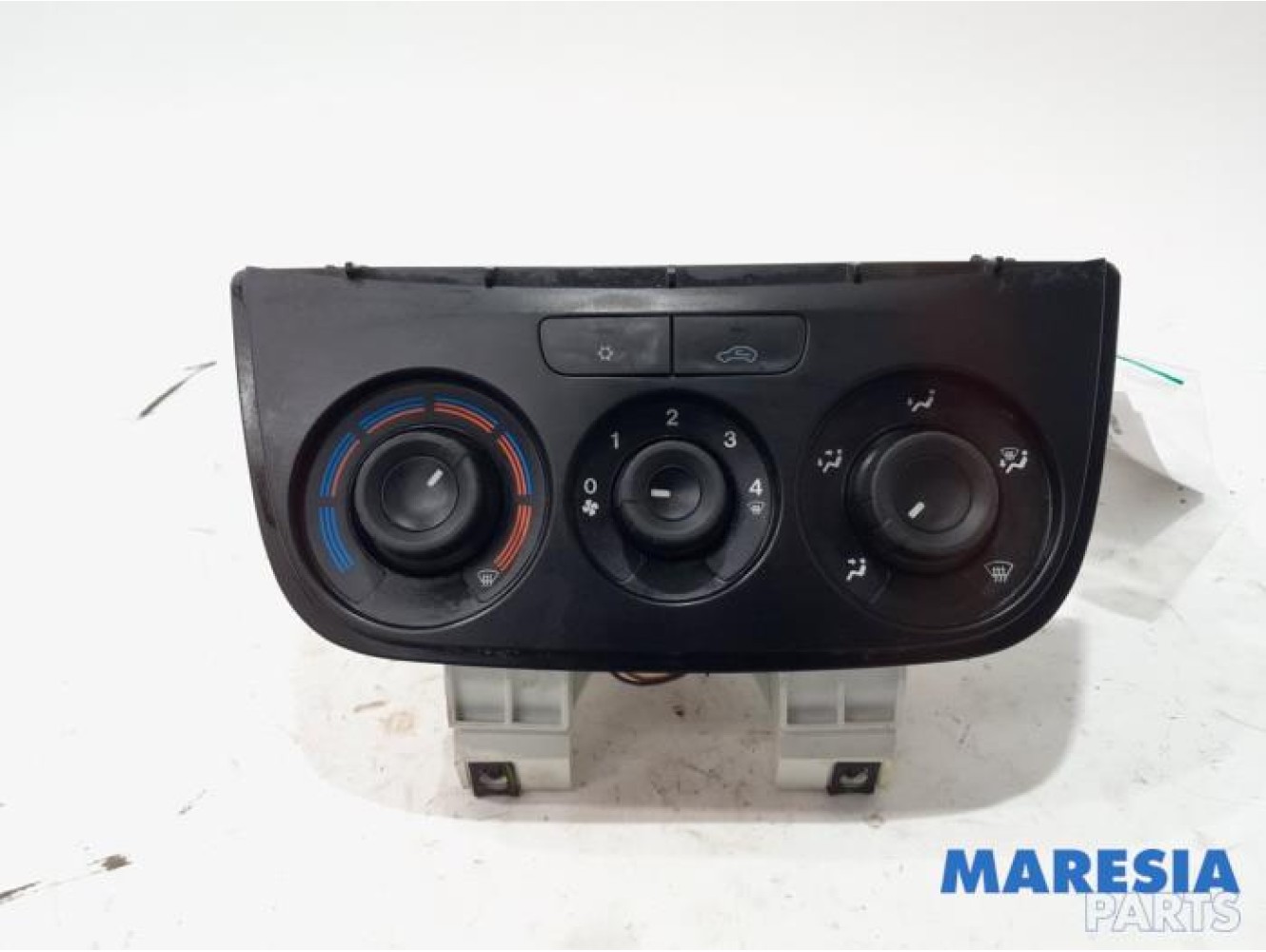 Opel - Combo - Heater control panel