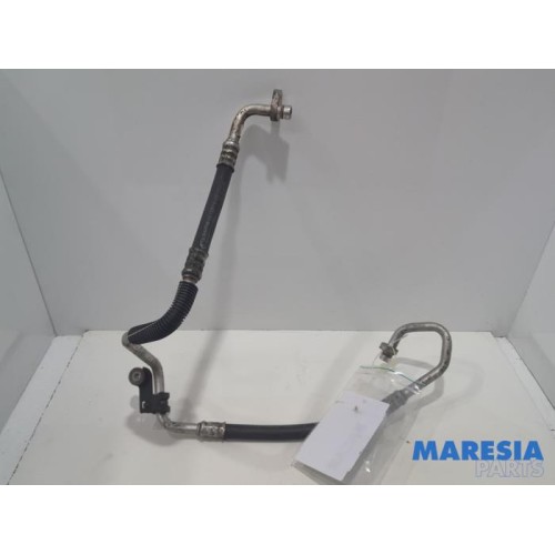 Renault - Megane - Air conditioning line