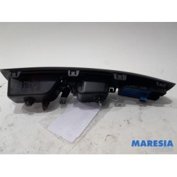 Opel - Combo - Multi-functional window switch