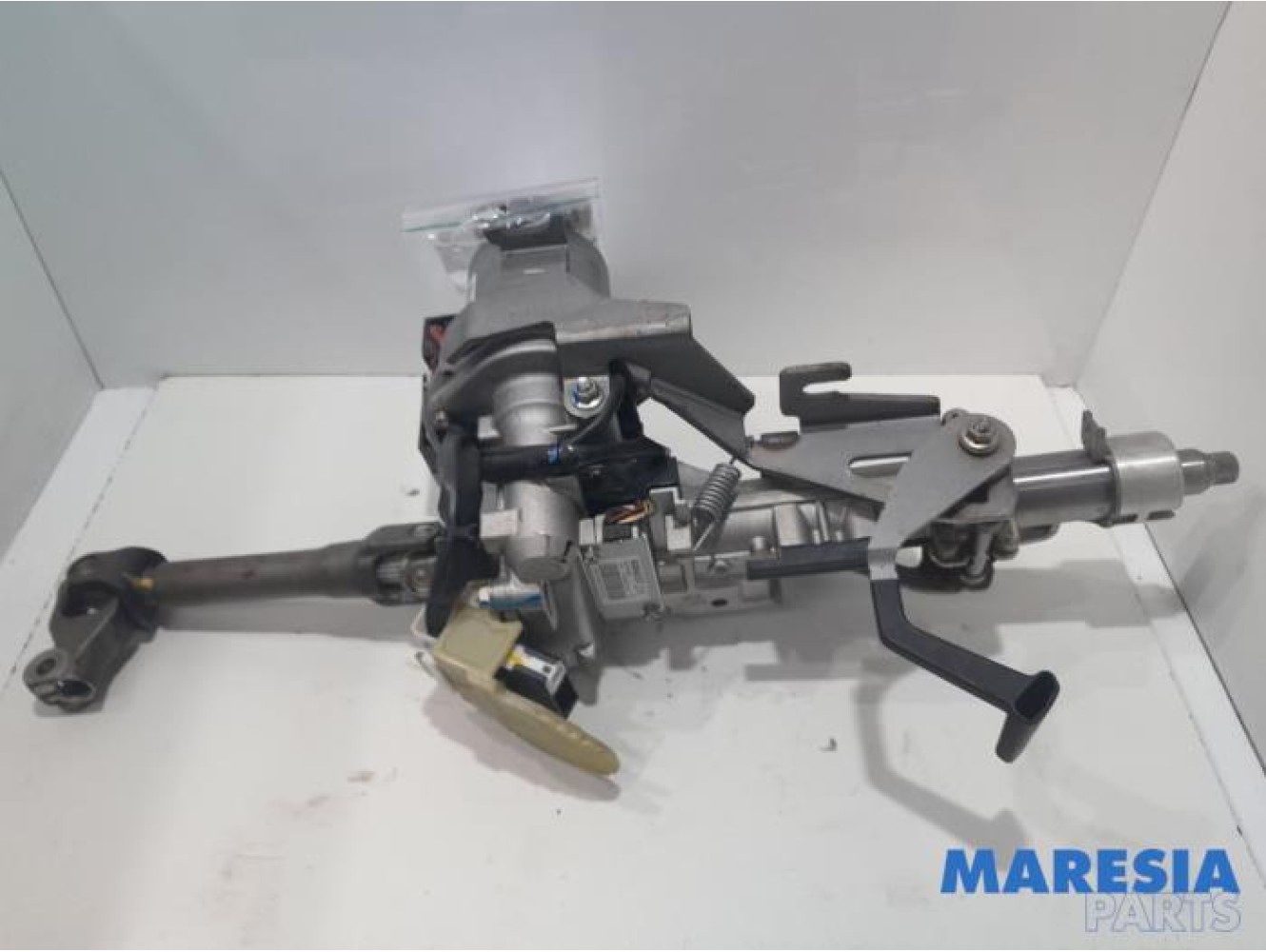 Renault - Megane - Steering column housing