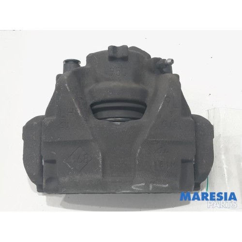 Renault - Megane - Front brake calliper, left