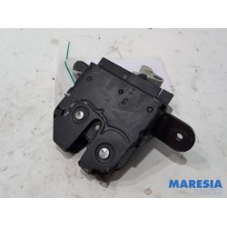 Opel - Combo - Tailgate lock mechanism
