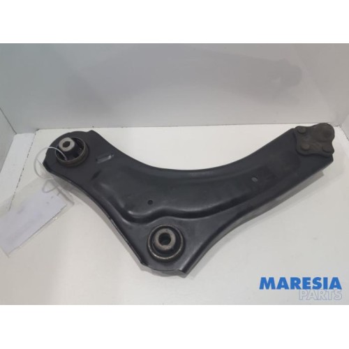 Renault - Megane - Front lower wishbone, right