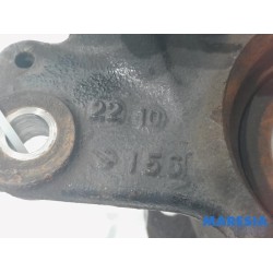 Renault - Megane - Knuckle, front right