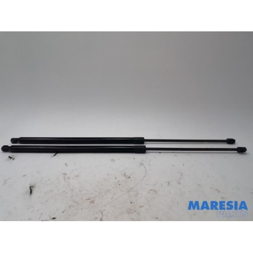 Opel - Combo - Set of tailgate gas struts