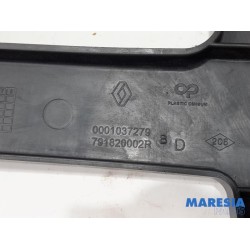 Renault - Megane - Rear bumper frame