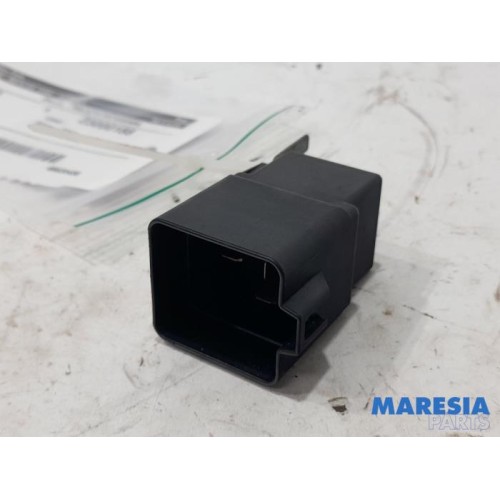 Opel - Combo - Glow plug relay