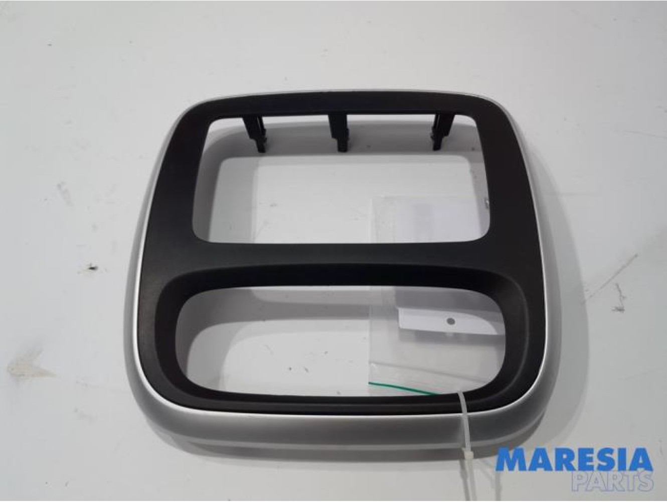 Renault - Trafic - Cadre radio