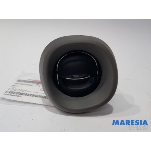 Renault - Trafic - Luchtrooster Dashboard