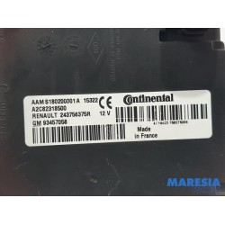 Renault - Trafic - Centrale Deurvergrendelings Module