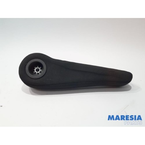 Renault - Trafic - Armrest