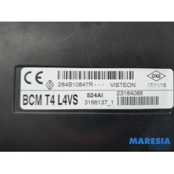 Renault - Trafic - Engine management computer