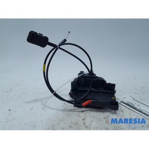 Renault - Kangoo - Door lock mechanism 2-door, right