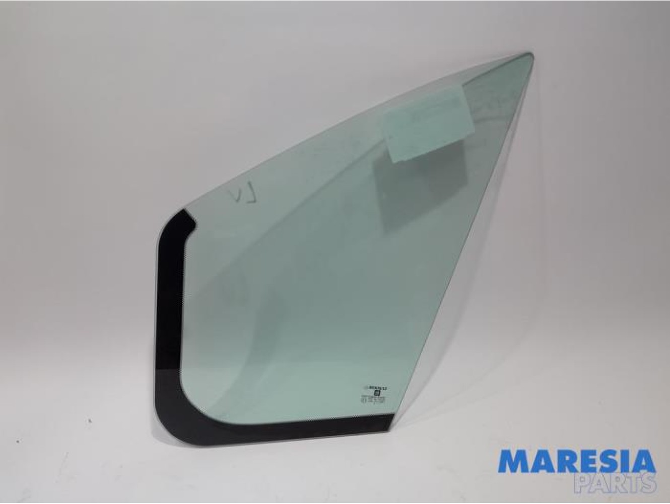 Renault - Trafic - Quarter light, front left