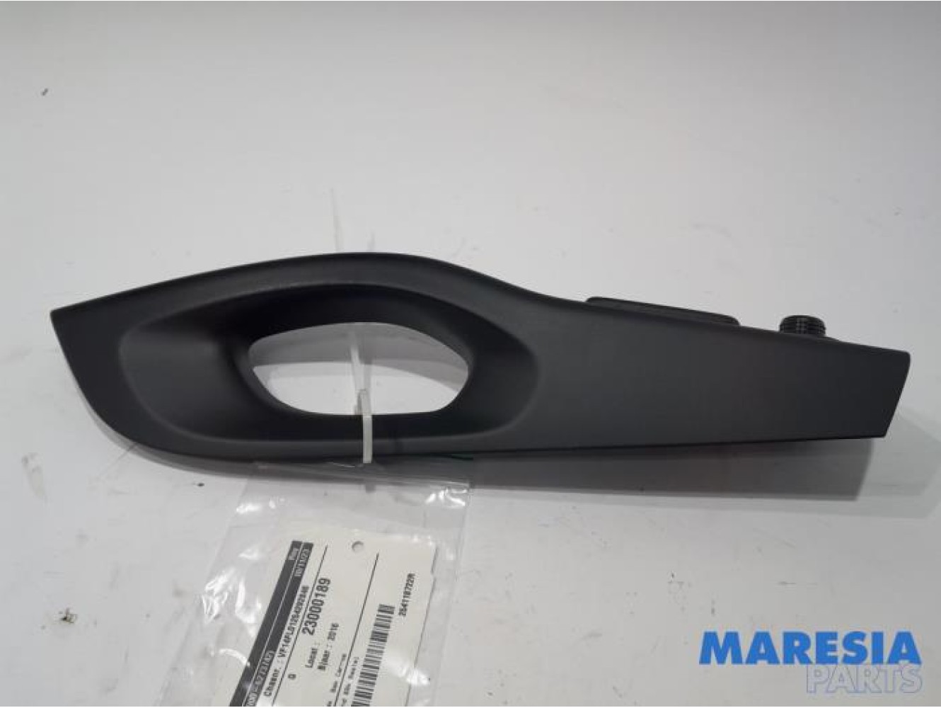 Renault - Trafic - Multi-functional window switch