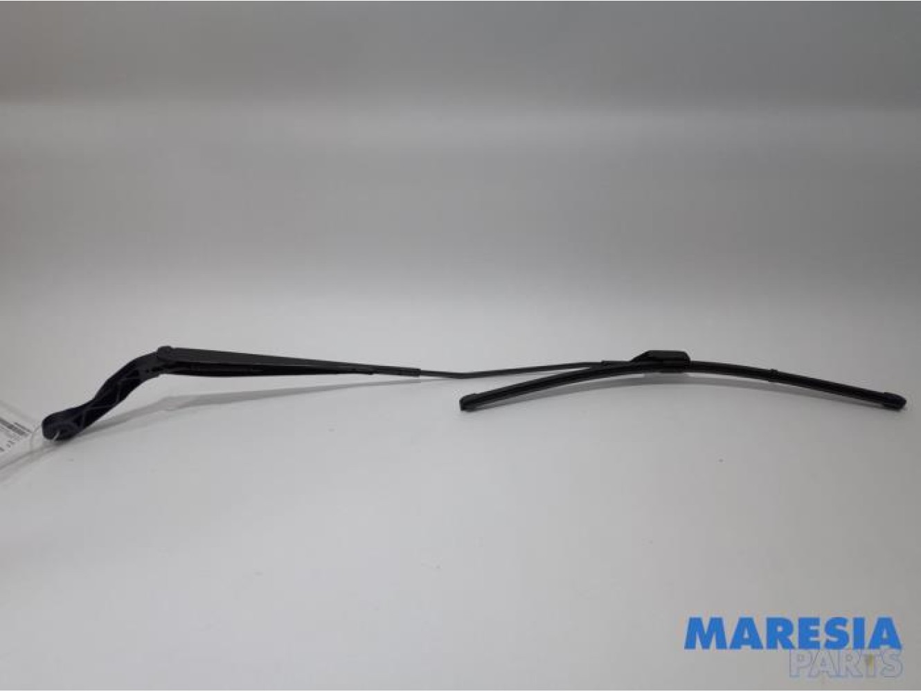 Fiat - Ducato - Front wiper arm