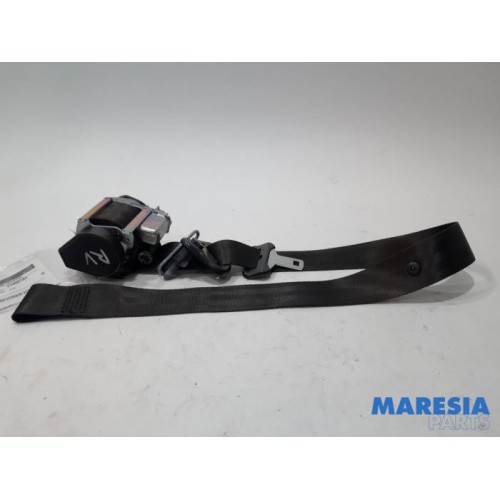 Renault - Megane - Front seatbelt, right