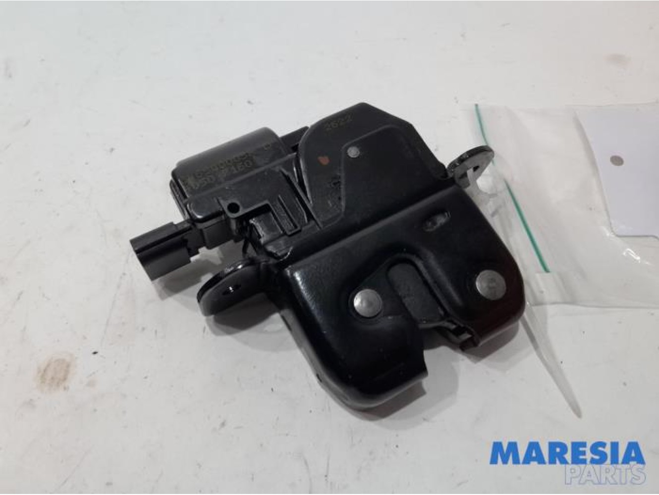 Renault - Megane - Tailgate lock mechanism