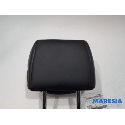 Renault - Megane - Headrest