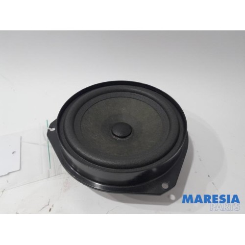 Alfa Romeo - Giulia - Speaker