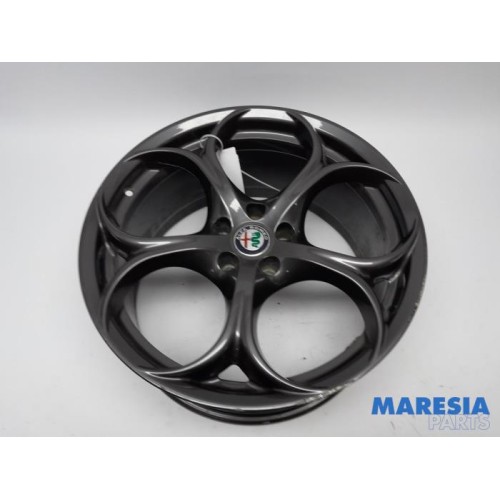 Alfa Romeo - Giulia - Wheel