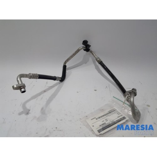 Renault - Megane - Air conditioning line