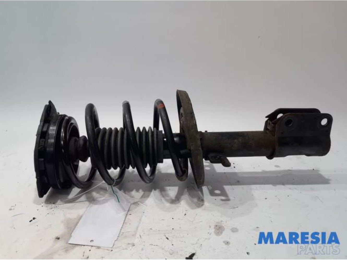 Renault - Megane - Front shock absorber rod, right