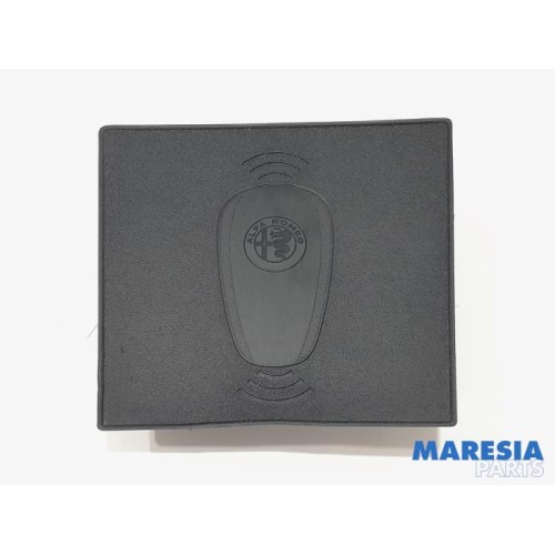 Alfa Romeo - Giulia - Ignition switch