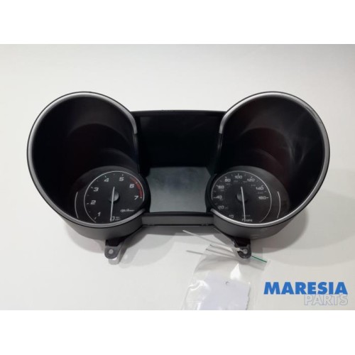 Alfa Romeo - Giulia - Instrument panel